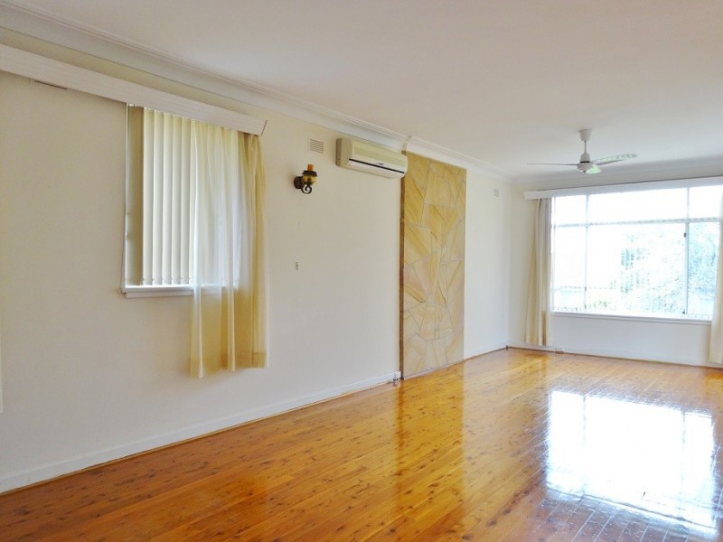 8 Ventura Avenue, Miranda NSW 2228