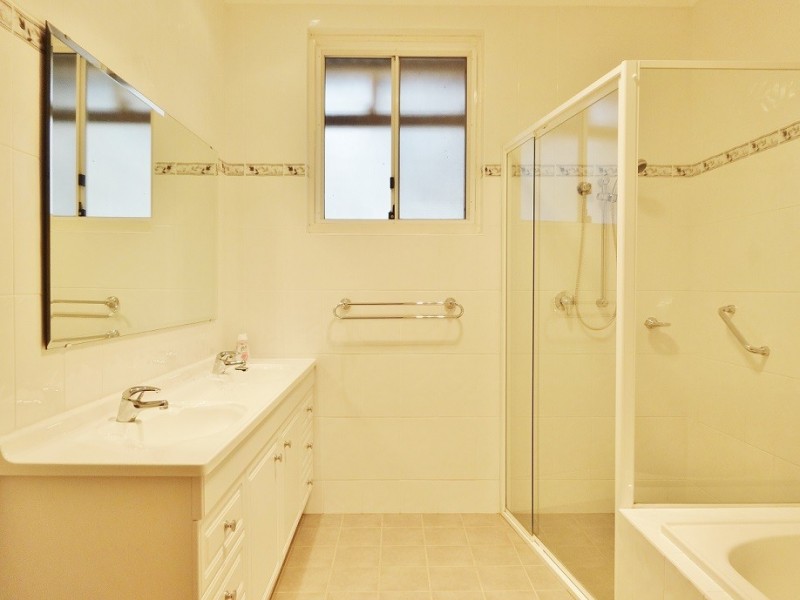 8 Ventura Avenue, Miranda NSW 2228