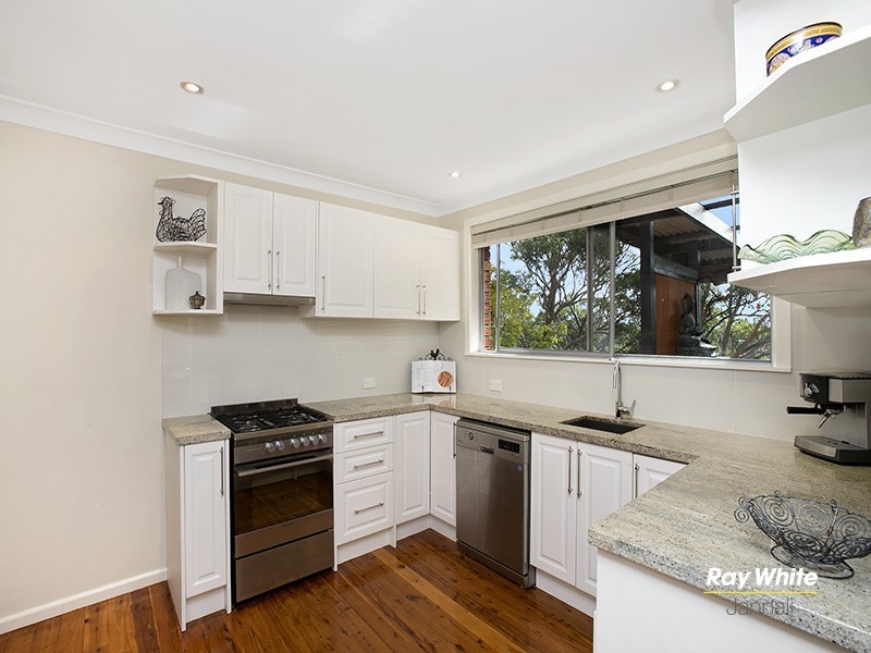 39 Lalor Crescent, Engadine NSW 2233