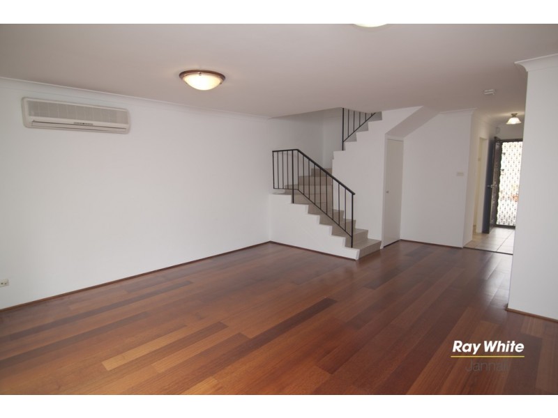 28/28 Railway Crecent, Jannali NSW 2226