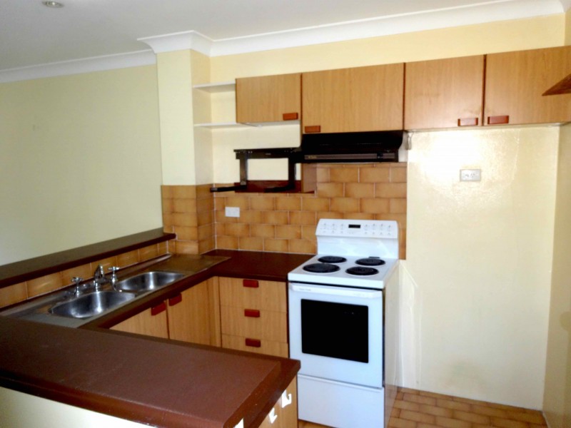 12/125-129 Oak Road, Kirrawee NSW 2232