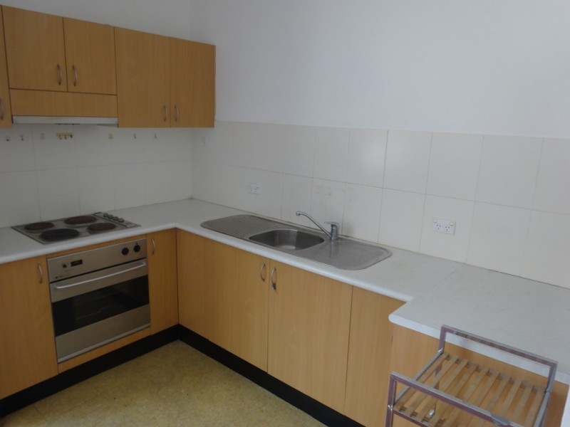 2/56 Railway Crescent, Jannali NSW 2226