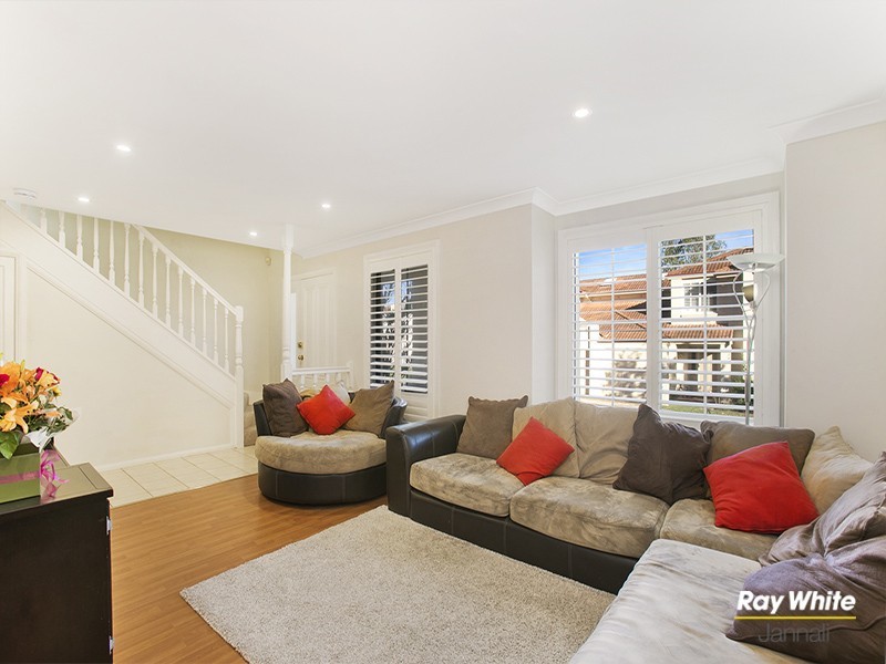 25 Bluegum Way, Menai NSW 2234