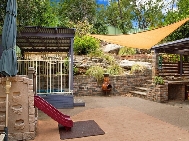 24 Glenora Road, Yarrawarrah NSW 2233