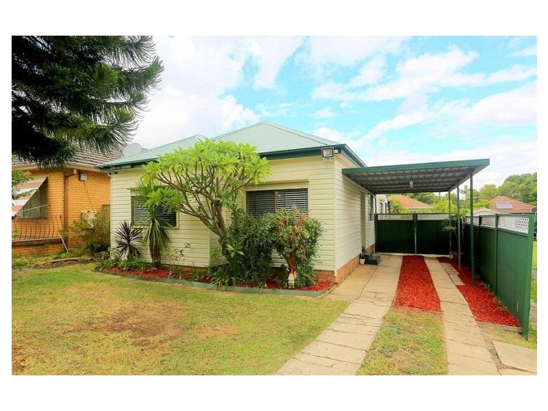 42 Gray Crescent, Yagoona NSW 2199