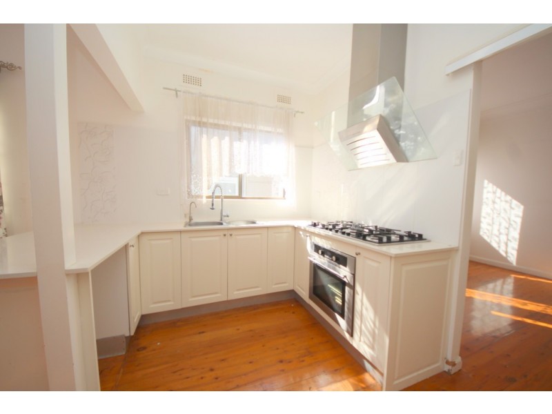 166 Arab Road, Padstow NSW 2211