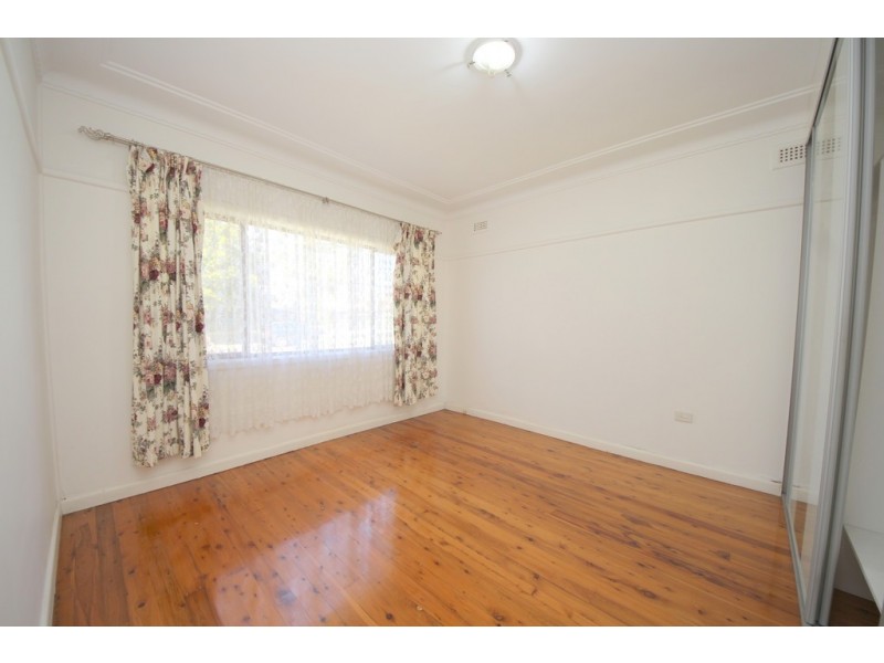 166 Arab Road, Padstow NSW 2211