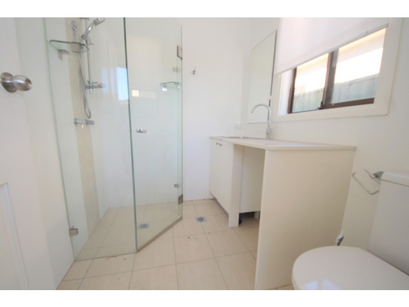 166 Arab Road, Padstow NSW 2211