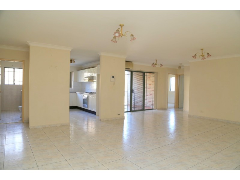 7/9-11 Cairds Avenue, Bankstown NSW 2200