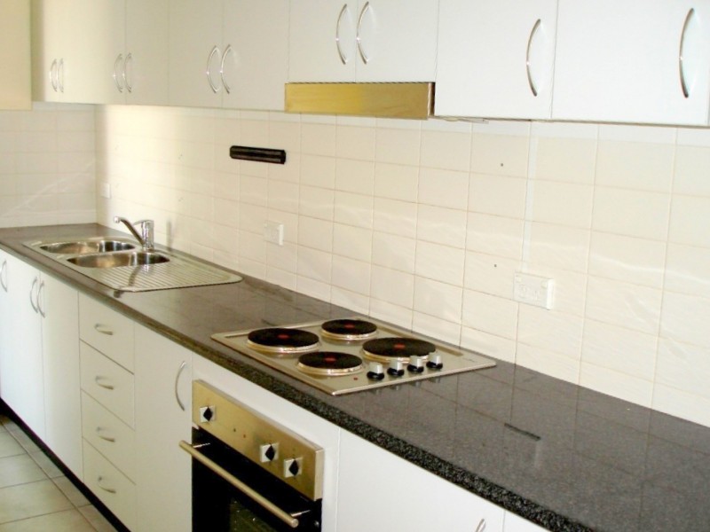 6/27 Raymond Street, Bankstown NSW 2200