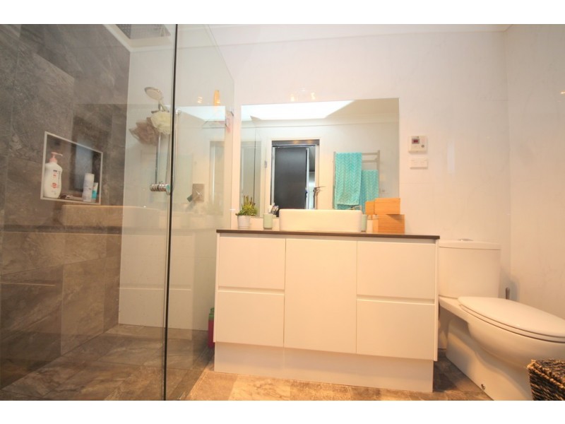 14 River Road, Tahmoor NSW 2573