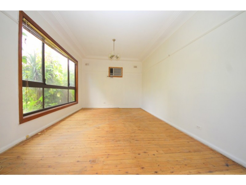 33 Emery Avenue, Yagoona NSW 2199