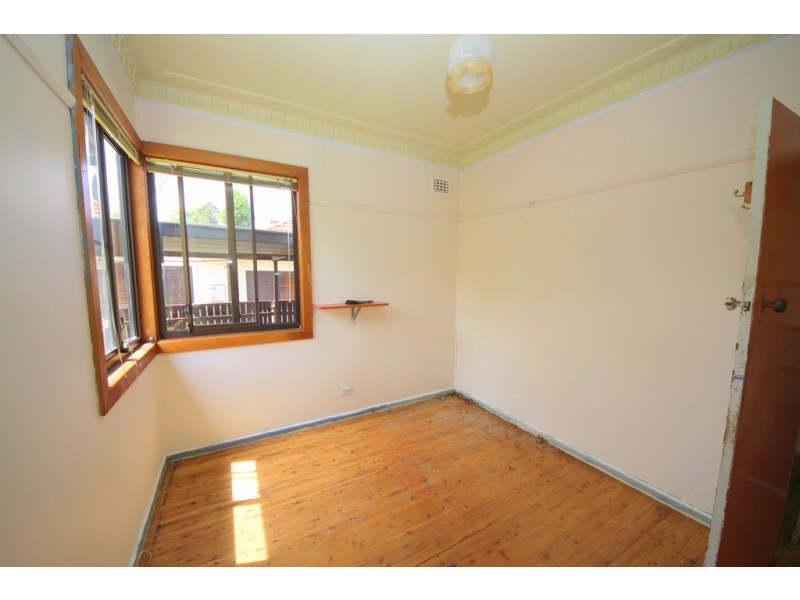 33 Emery Avenue, Yagoona NSW 2199