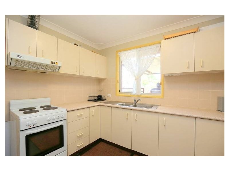 66 Jacaranda Drive, Georges Hall NSW 2198