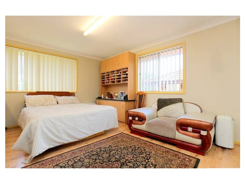 66 Jacaranda Drive, Georges Hall NSW 2198