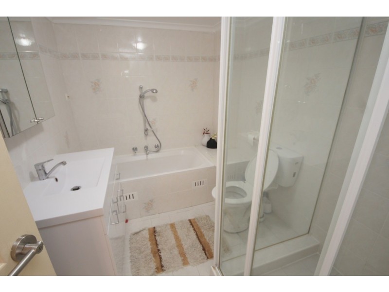 6/1-3 Carmen Street, Bankstown NSW 2200