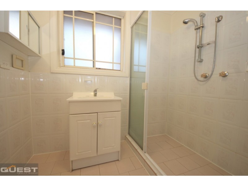 1/9 Chiswick Road, Greenacre NSW 2190