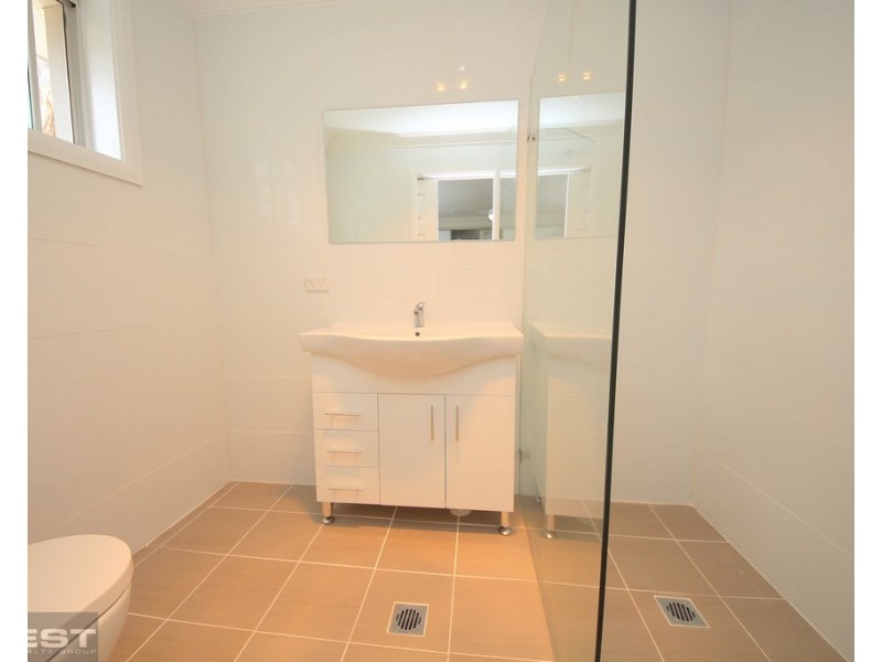 36 McKay Avenue, Moorebank NSW 2170