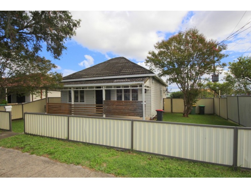 1 Columbine Avenue, Punchbowl NSW 2196