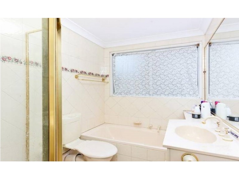 7/26 Remembrance Avenue, Warwick Farm NSW 2170