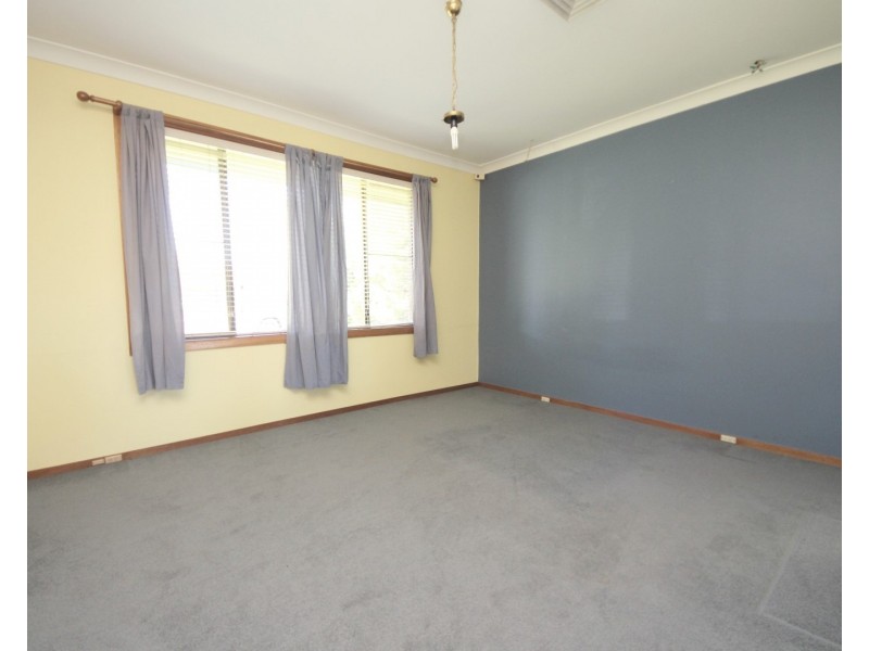 61 Lucas Avenue, Moorebank NSW 2170