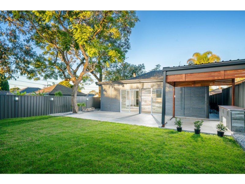 48 Highview Avenue, Greenacre NSW 2190