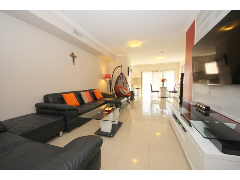 4/17 Sunset Avenue, Bankstown NSW 2200