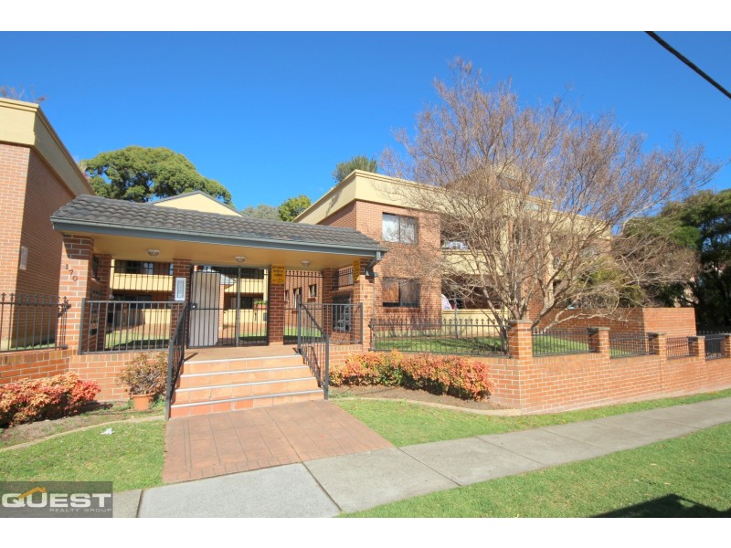 18/170-176 Greenacre Road, Bankstown NSW 2200