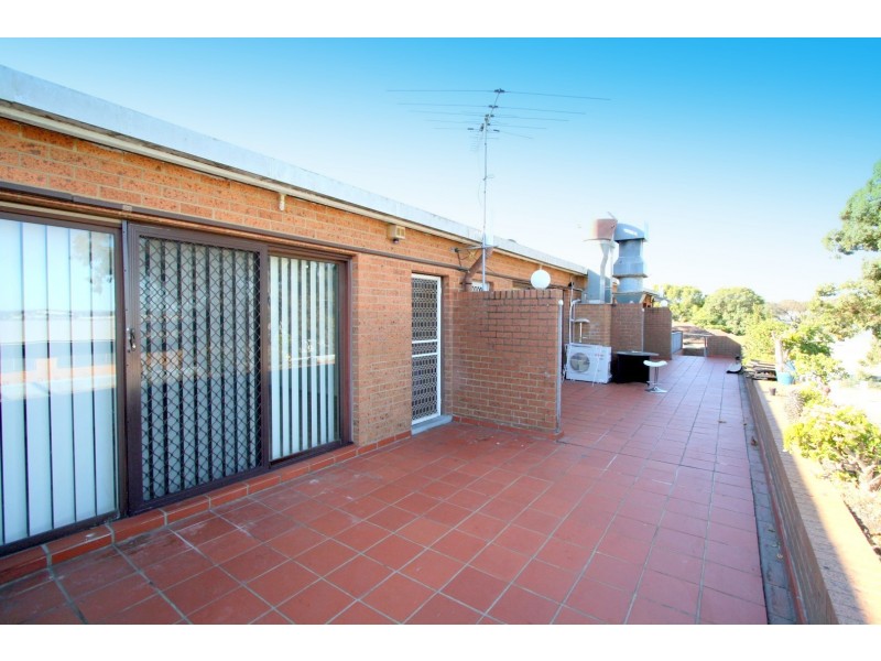 8/1 Haig Avenue, Georges Hall NSW 2198