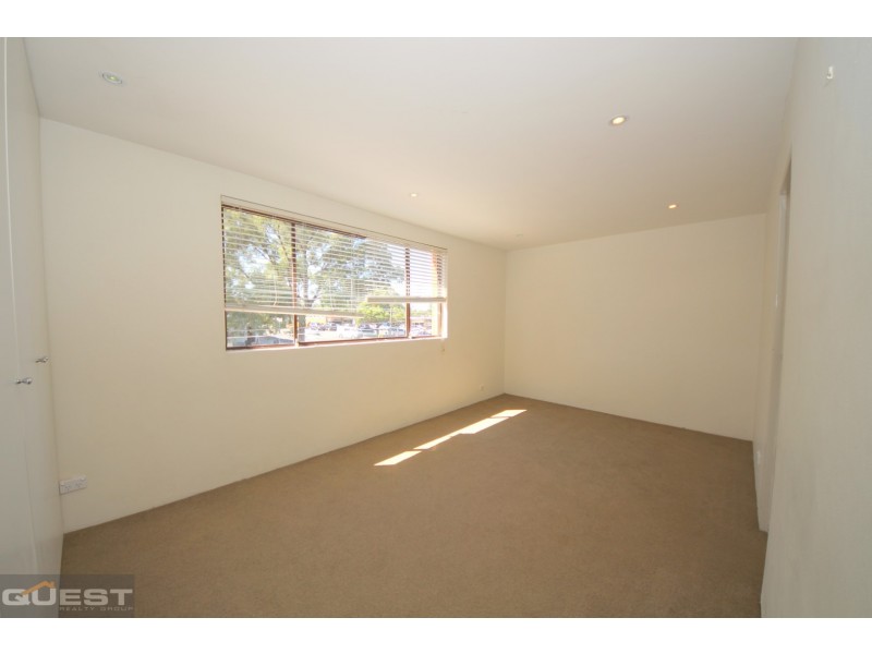 8/1 Haig Avenue, Georges Hall NSW 2198
