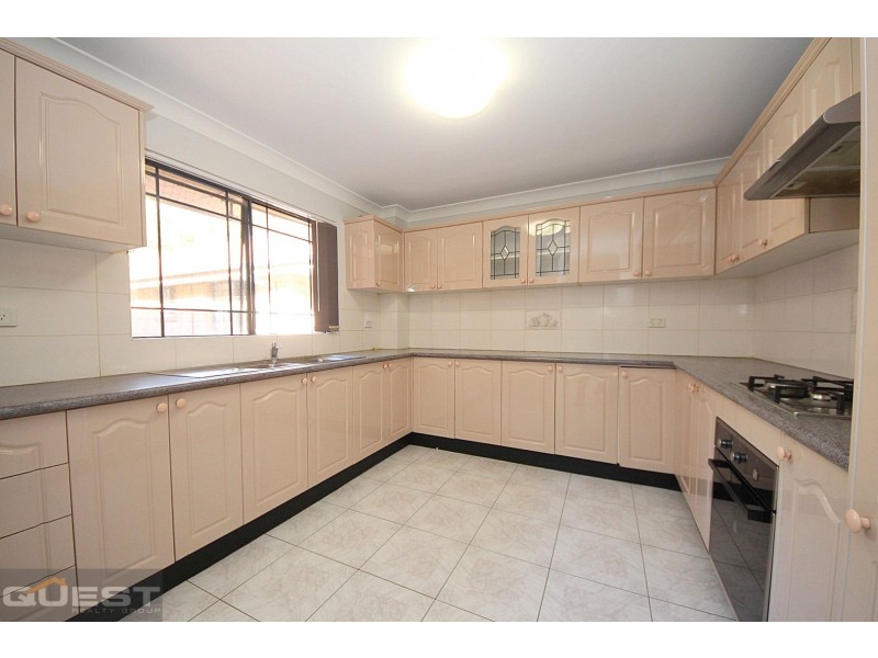 18/37-43 Sir Joseph Banks Street, Bankstown NSW 2200