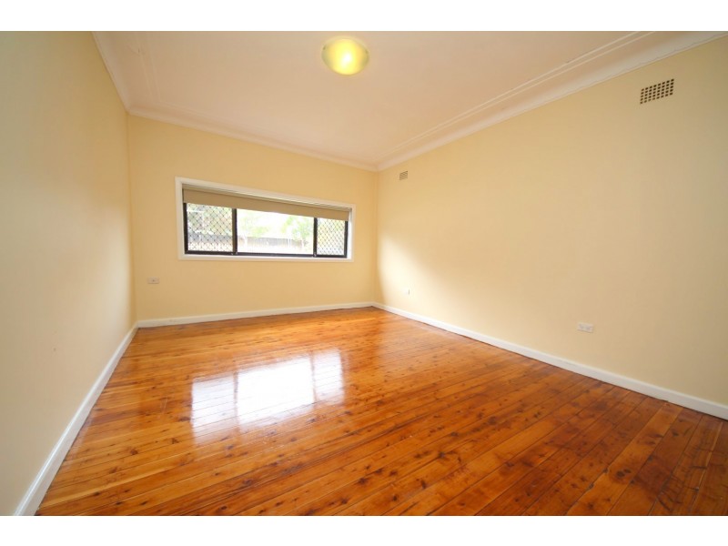 454 Waterloo Road, Greenacre NSW 2190