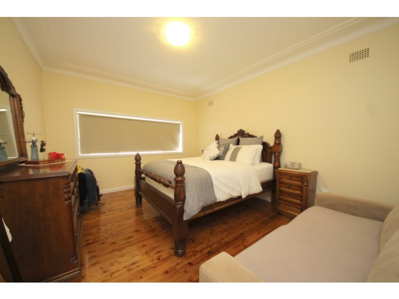 454 Waterloo Road, Greenacre NSW 2190