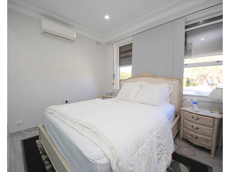 10 Ogmore Court, Bankstown NSW 2200