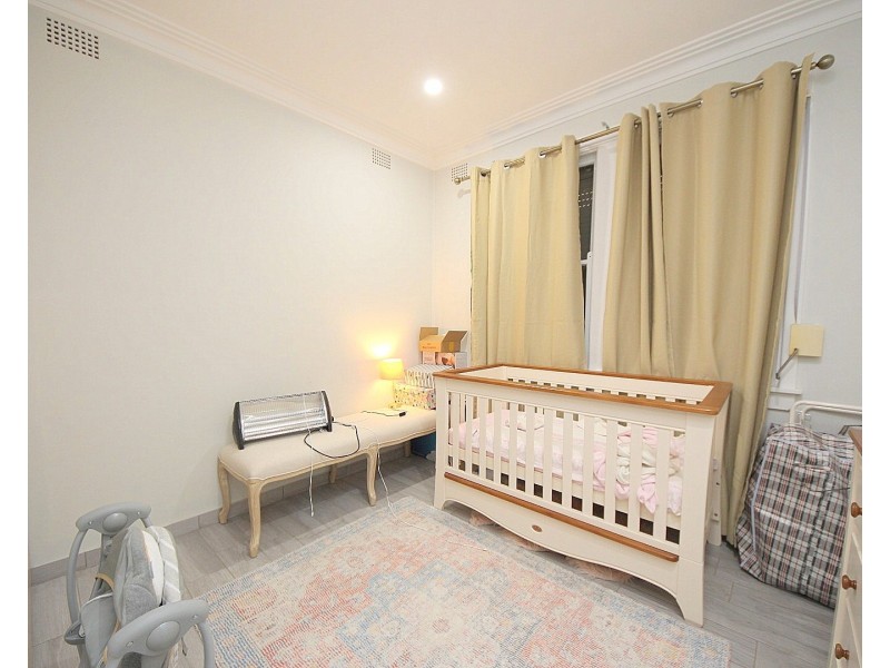 10 Ogmore Court, Bankstown NSW 2200
