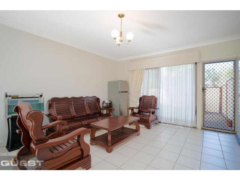 2/34 Prairie Vale Road, Bankstown NSW 2200