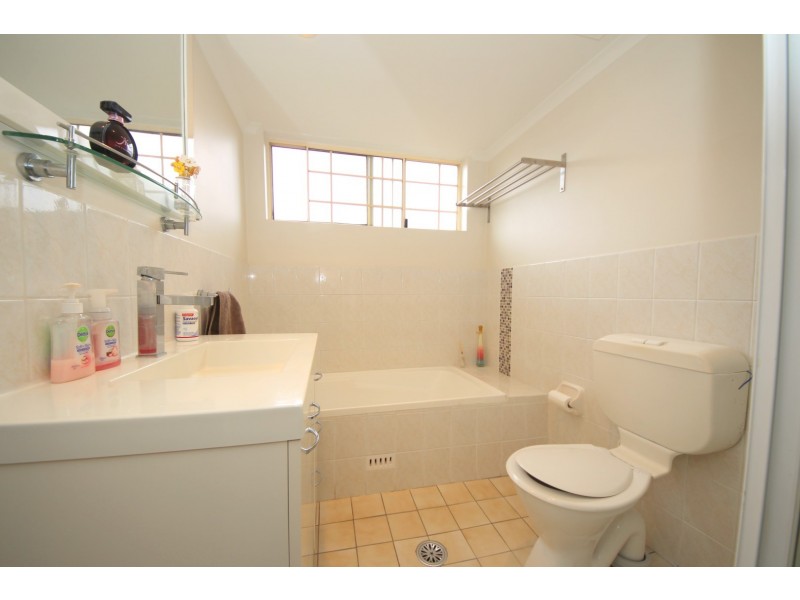 9/18-20 Weigand Avenue, Bankstown NSW 2200