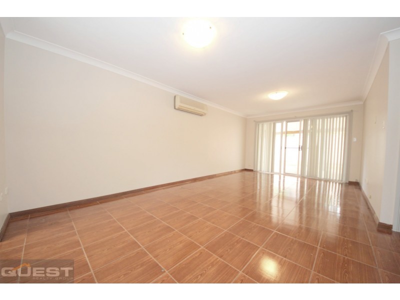 6/224 Old Kent Road, Greenacre NSW 2190