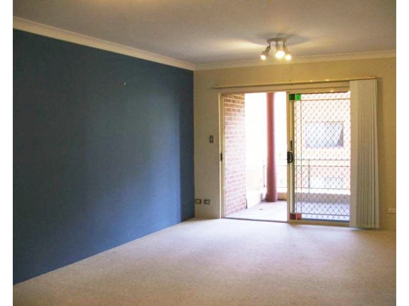 13/54-56 Sir Joseph Banks Street, Bankstown NSW 2200