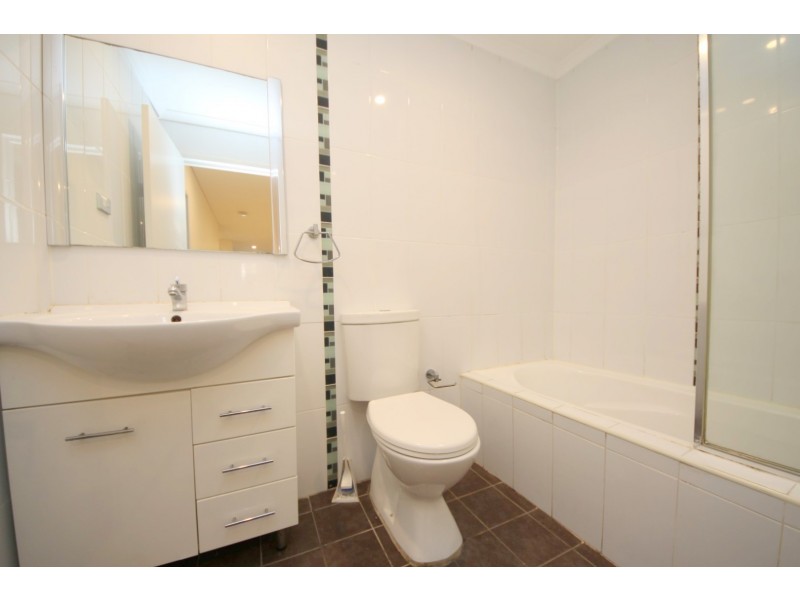 5/30 Raymond Street, Bankstown NSW 2200