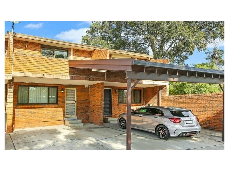 2/209 Hume Highway, Greenacre NSW 2190