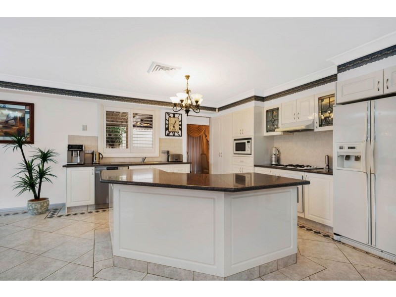 16 Perisher Street, Horningsea Park NSW 2171