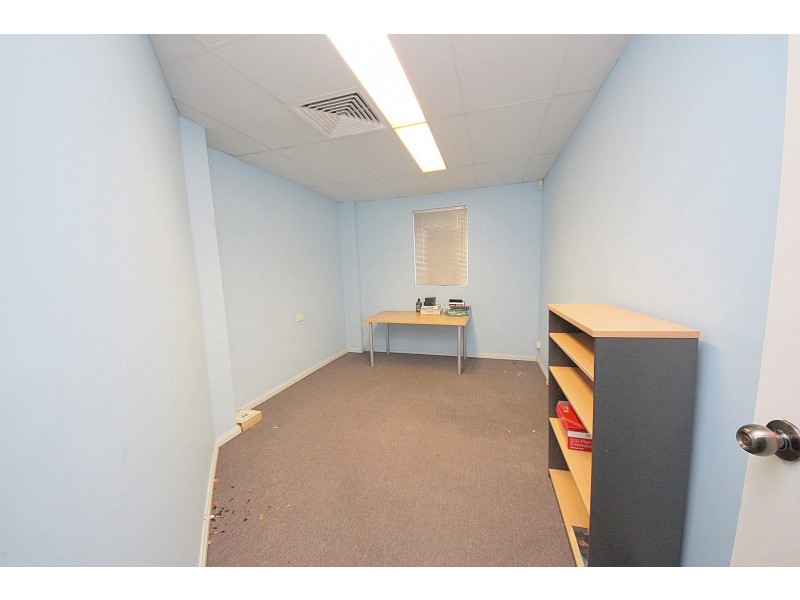 41 Court Road, Fairfield NSW 2165