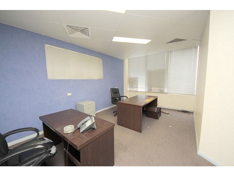 41 Court Road, Fairfield NSW 2165