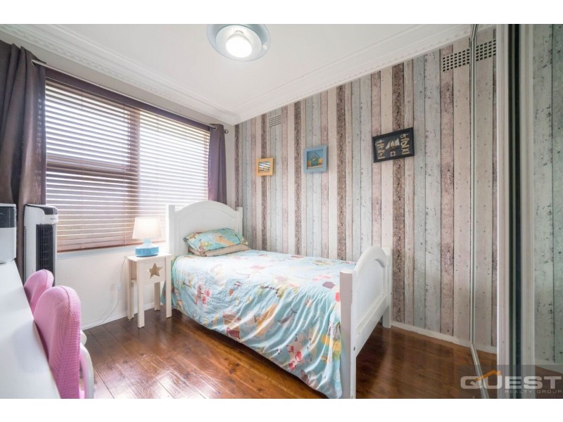 18 Suva Crescent, Greenacre NSW 2190