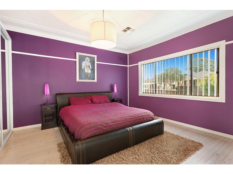 1 Winifred st, Condell Park NSW 2200