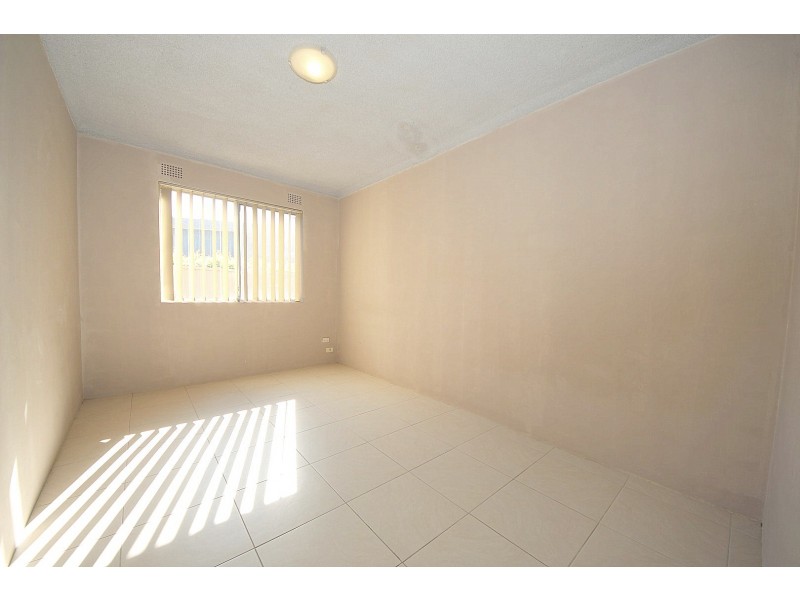 2/106 Woodburn Road, Berala NSW 2141