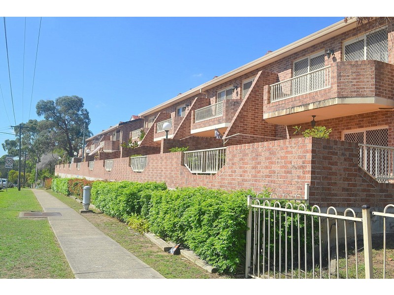 4/169 Chapel Road, Bankstown NSW 2200