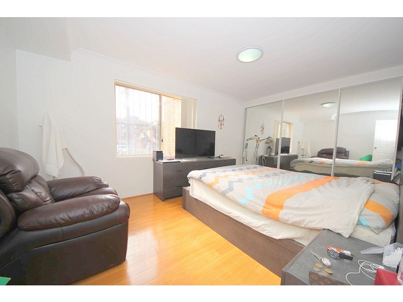 18/76 Meredith Street, Bankstown NSW 2200