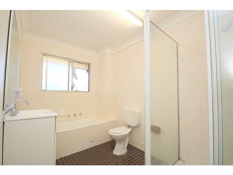 17/36 Sir Joseph Banks Street, Bankstown NSW 2200